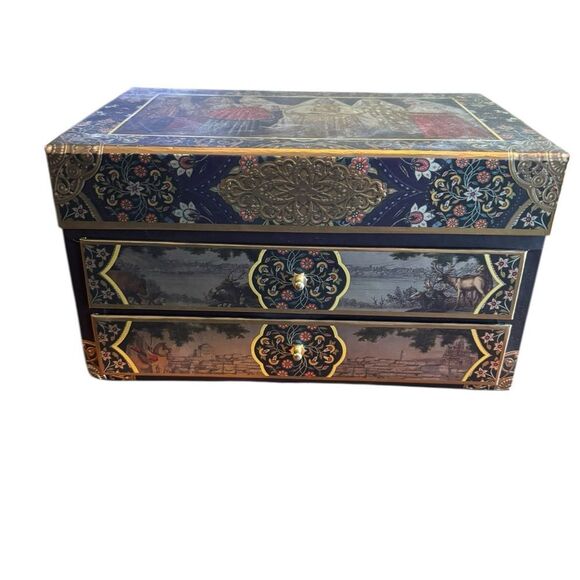 Jewelry box treasure box - Picture 1 of 12